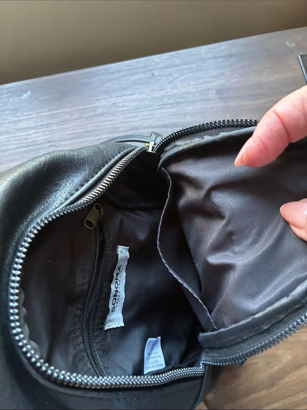 Sonoma compact black
